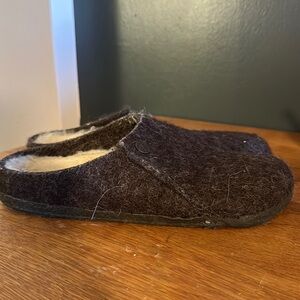 Birks slippers